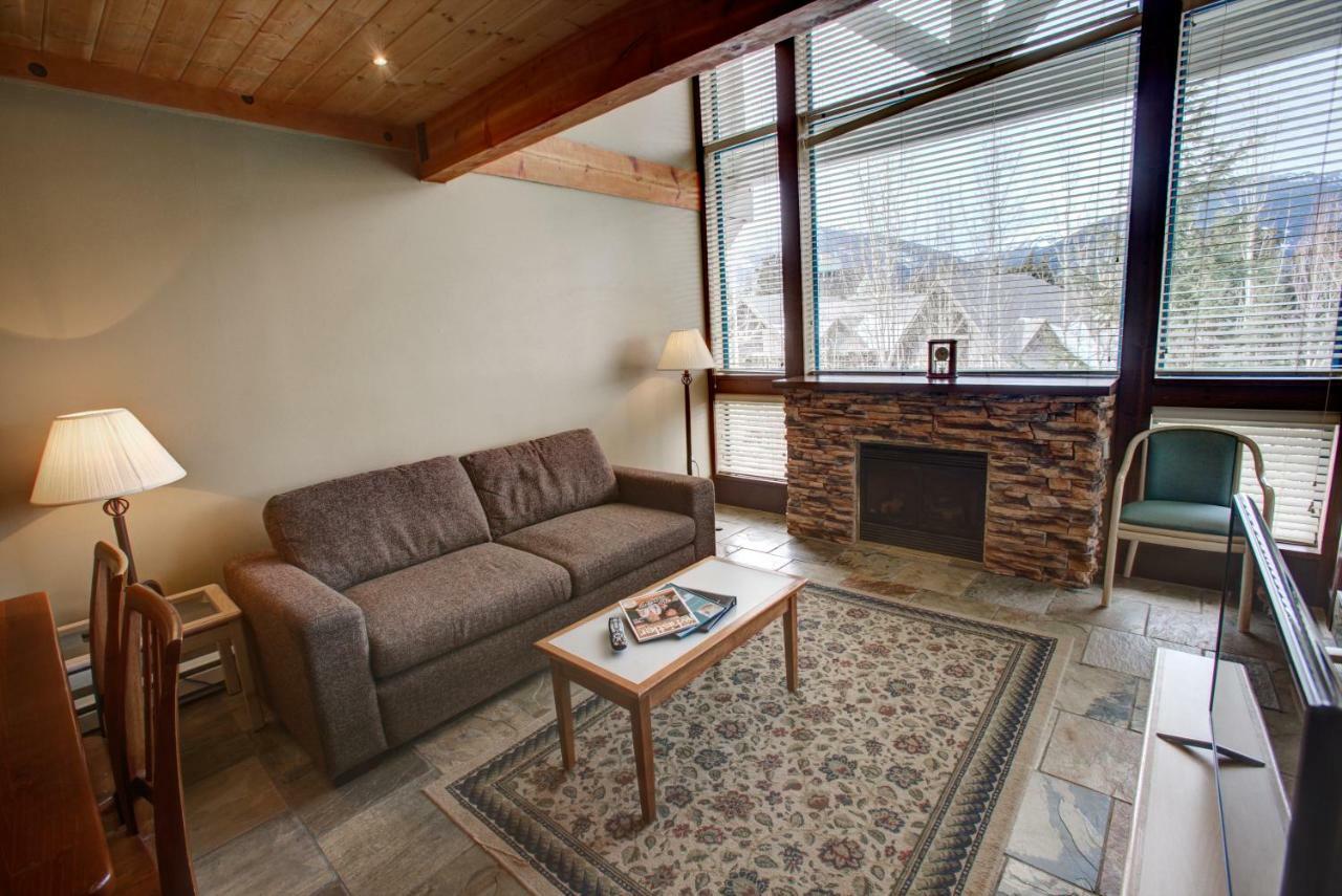 Greystone Lodge Γουίστλερ Εξωτερικό φωτογραφία